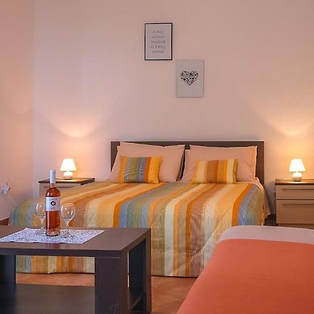 Apartmani Nina Rovinj Exteriör bild