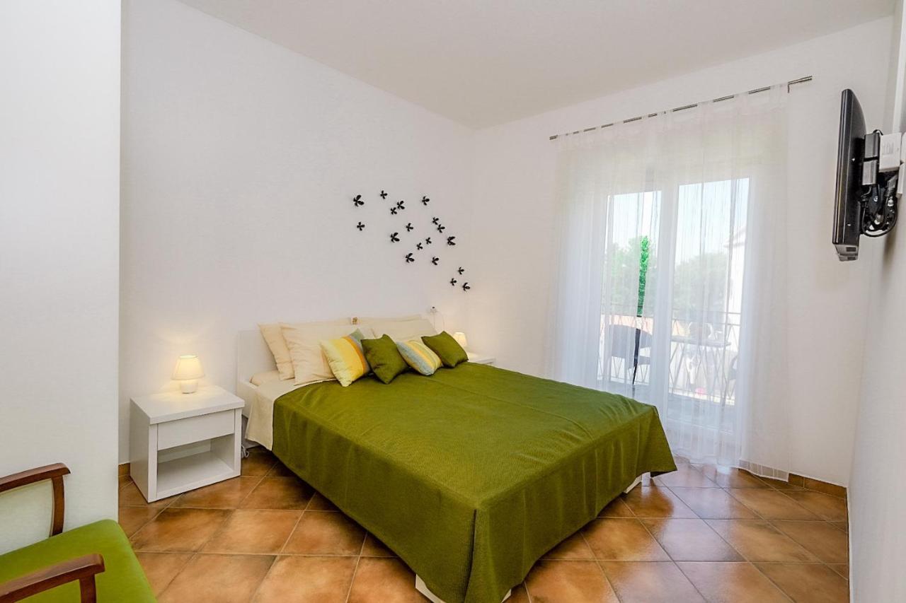 Apartmani Nina Rovinj Exteriör bild