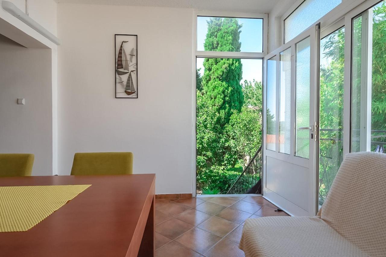 Apartmani Nina Rovinj Exteriör bild